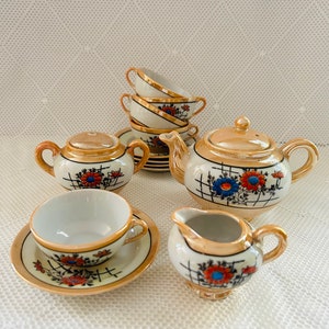 Vintage JAPAN LUSTERWARE Child Children’s Tea Set. Hand Painted. 15 PC Service
