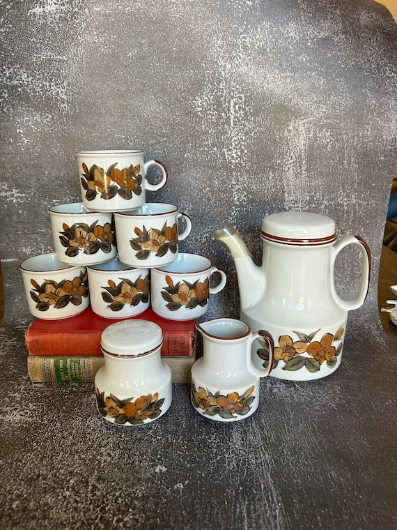 Ensemble théière/cafetière en céramique vintage, tasses à thé
