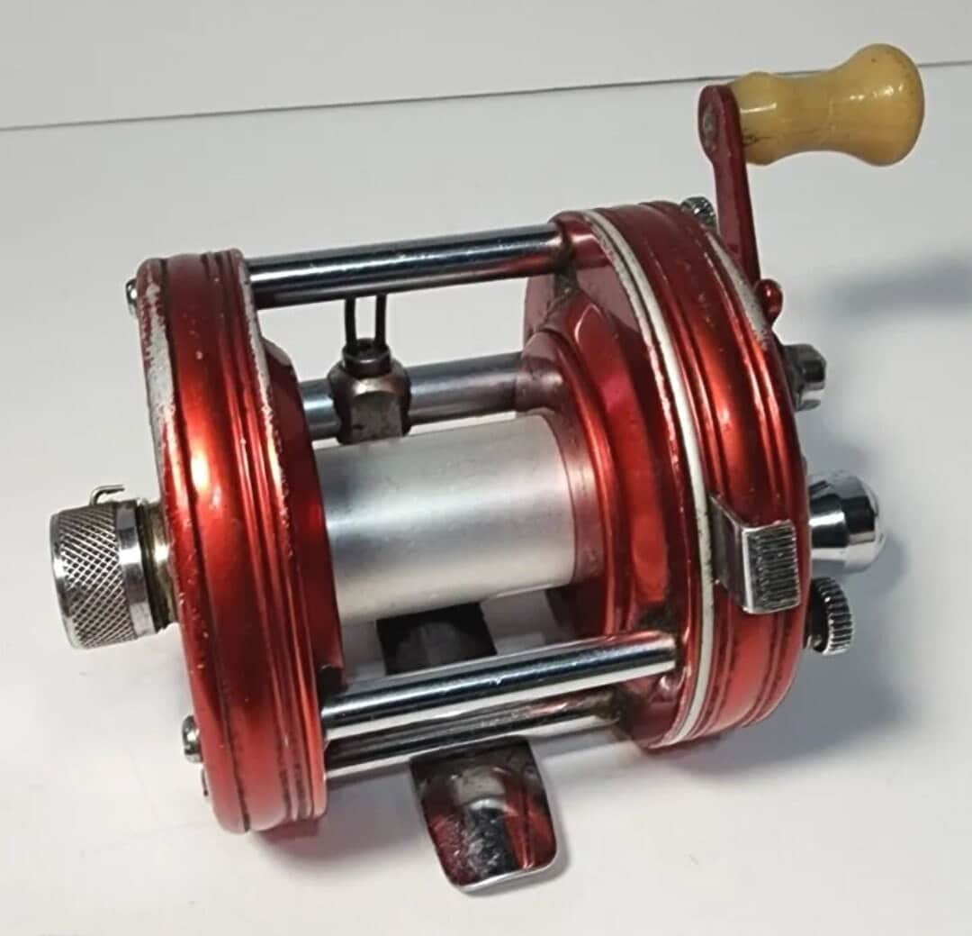 VINTAGE ABU GARCIA Ambassadeur 5000 Red Fishing Reel Sweden