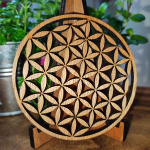 Fleur de vie SVG . Fichier découpe laser. Symbole sacré énergie positive zen. FICHIER fleur de vie 8 cm (fichier .svg et lightburn)