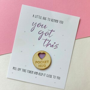 Abbraccio tascabile, abbraccio postale, regalo a lunga distanza, ce l'hai fatta, regalo per la tua mancanza, regalo per il tuo amore, regalo di compleanno, regalo tascabile, buono regalo motivazionale