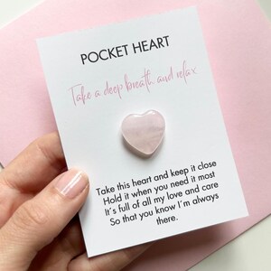 Abbraccio tascabile, abbraccio postale, regalo a lunga distanza, cuore di cristallo di quarzo rosa, regalo per la tua mancanza, regalo di cristallo curativo, regalo di compleanno, regalo tascabile