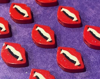 Vampire Fang Beads, Spooky Goth Halloween Vampyre Bead, Kandi Lips Beads, Festival Beads