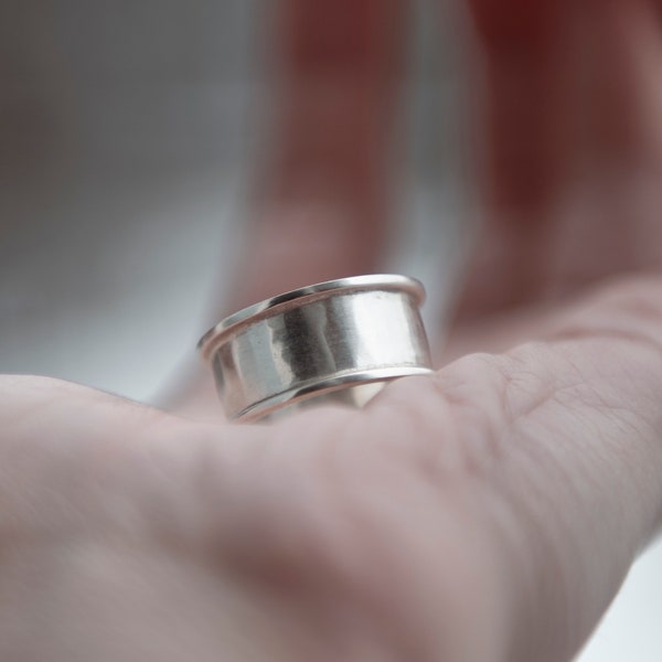 Minimalist ring band, handmade from 925 silver