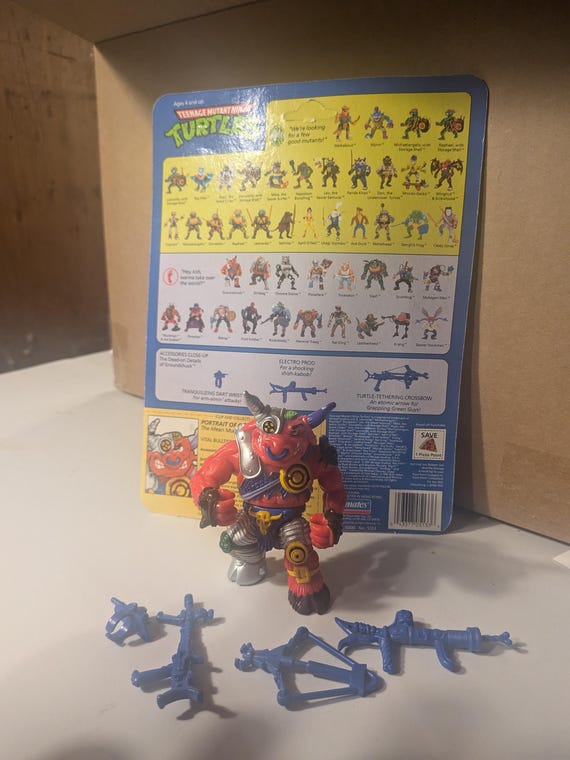 古銅　ネズミにカブ　置物　891g トヒルウ　東な7-0413☆2F 古銅 ネズミにカブ 置物 891g トヒルウ 東な7-0413☆2F