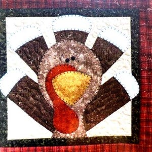 Turkey Mini Quilt Pattern Kit, Fall DIY Project, 13x15