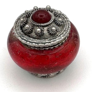 Vintage Red Blown Glass Ring Box Silver Filigree Keepsake
