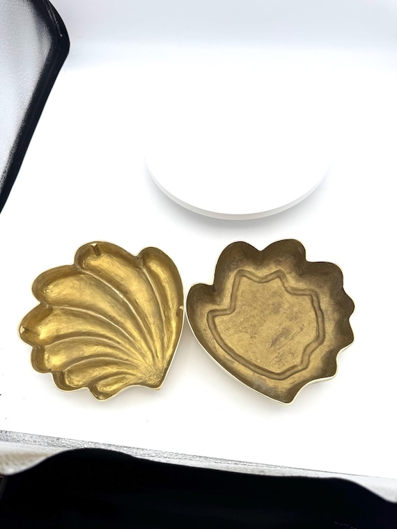 Vintage Brass Seashell Trinket Box Made in Korea … - image 6