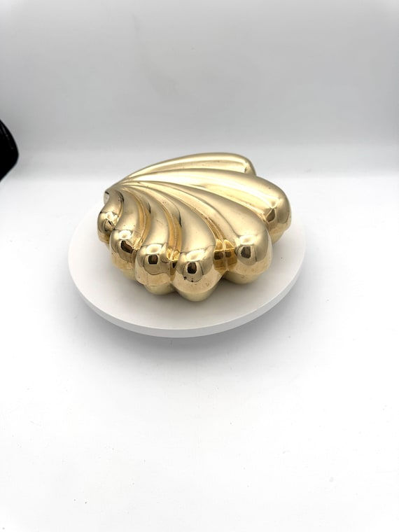 Vintage Brass Seashell Trinket Box Made in Korea … - image 2