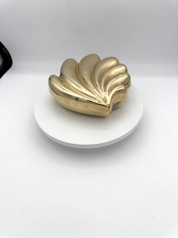 Vintage Brass Seashell Trinket Box Made in Korea … - image 5