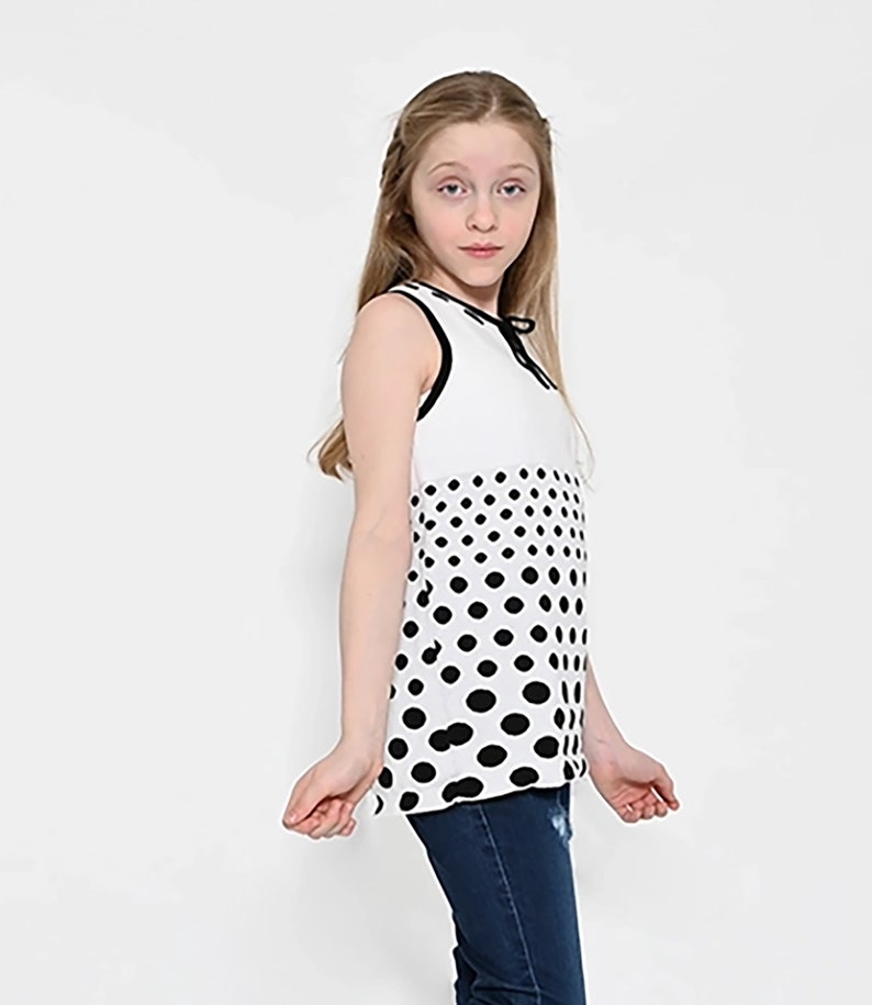 Girls pullover sleeveless tunic sweater. image 2