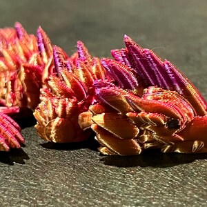 Hatchling Sunflower Dragon Flexi (6 pulgadas)