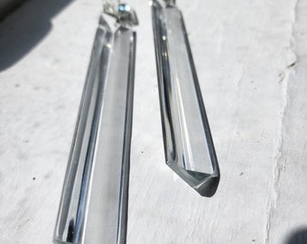 ONE Vintage Colonial Spear Prism, 7  Inch Crystal Glass Chandelier Prism With Square Top, Replacement Part or For Craft