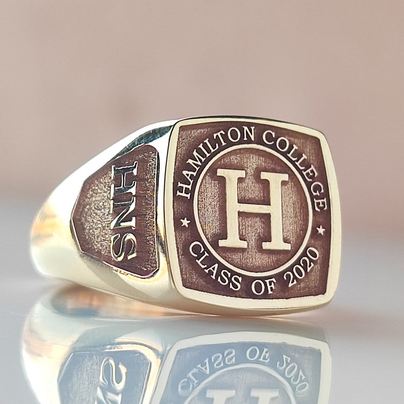 College Class Ring - Etsy