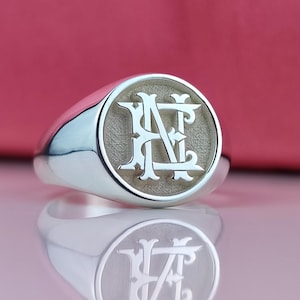 Anillo de oro y plata con monograma personalizado, joyería personalizada hecha a mano, regalo personalizado elegante, anillo moderno y elegante para ella