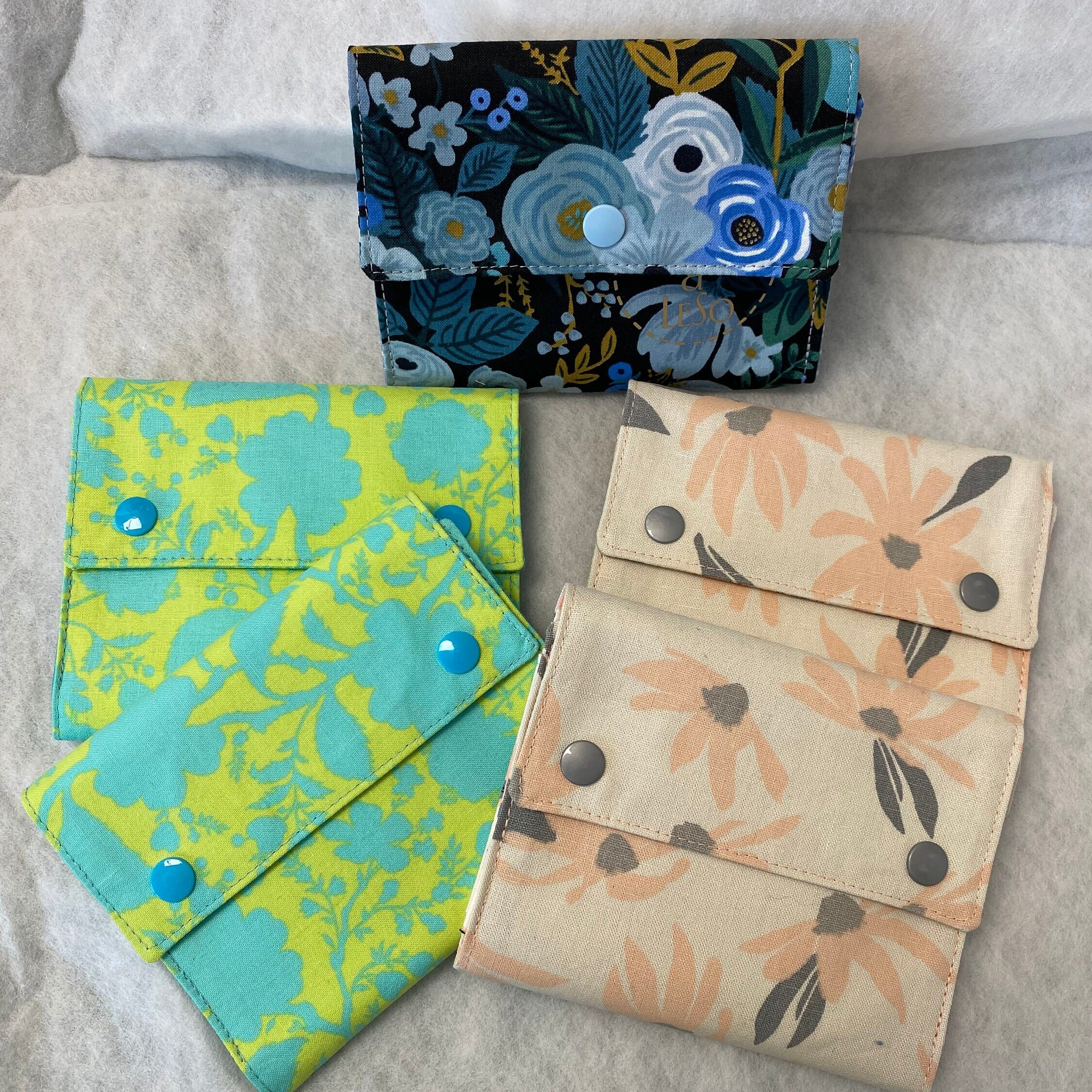 Playing card case for card games with many cards