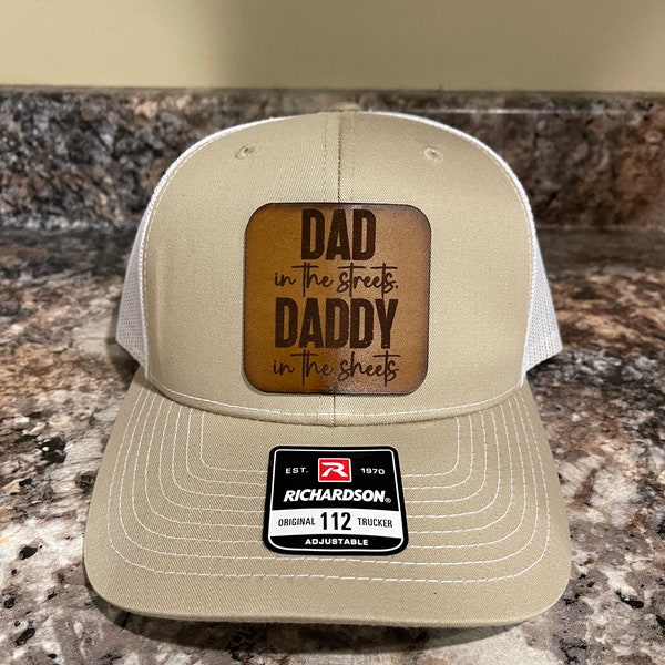 Cappello Divertente 'Dad In The Streets, Daddy In The Sheets' Per Marito, Papà, Snapback Nero