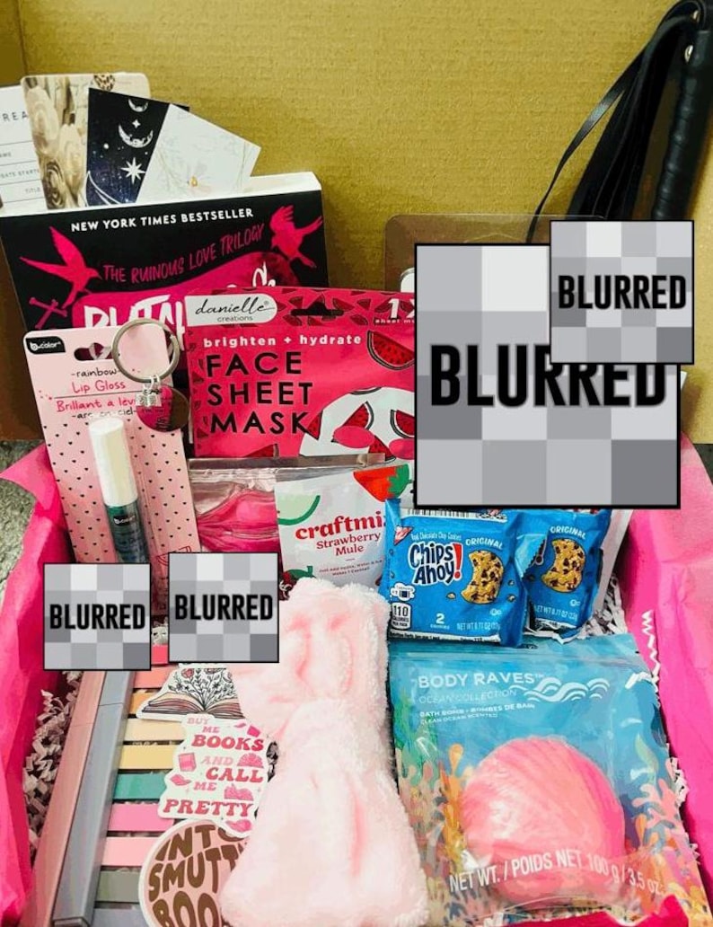 Spicy Romance Box | Dark Romance, Blind Date or Personalized Book Lovers Gift image 1