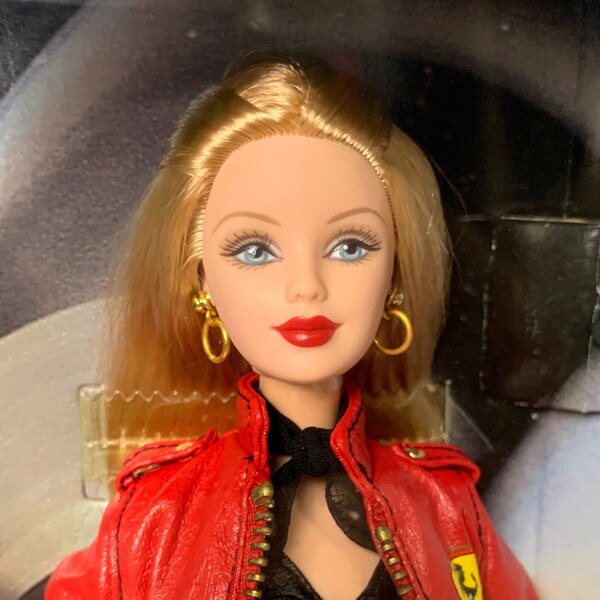Barbie - Poupée Ferrari Barbie® Doll