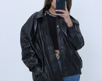 Women Vintage Leather Jacket, Women Oversize Vintage Black Bomber Leather Jacket, Bomber Leather Jacket, Gift for Women, Best Gift for Her