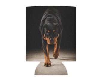 Enfriador de latas con retrato de Rottweiler | Funda para latas con diseño de perro, Rottweiler paseando
