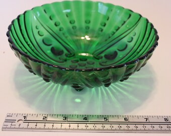 Green Depression Glass serving bowl, footed, 8.5&quot; diameter, Anchor Hocking