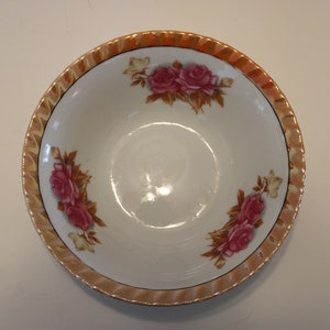 Lusterware-trim 8&quot; bowl with roses