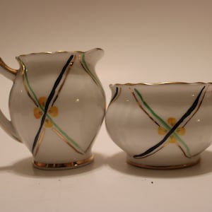 Phoenix Bone China England, T. F & S Ltd. Sucrier et crémier