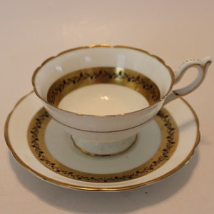 Coalport Bone China, Made in England, &#39;Citation&#39; teacup and saucer