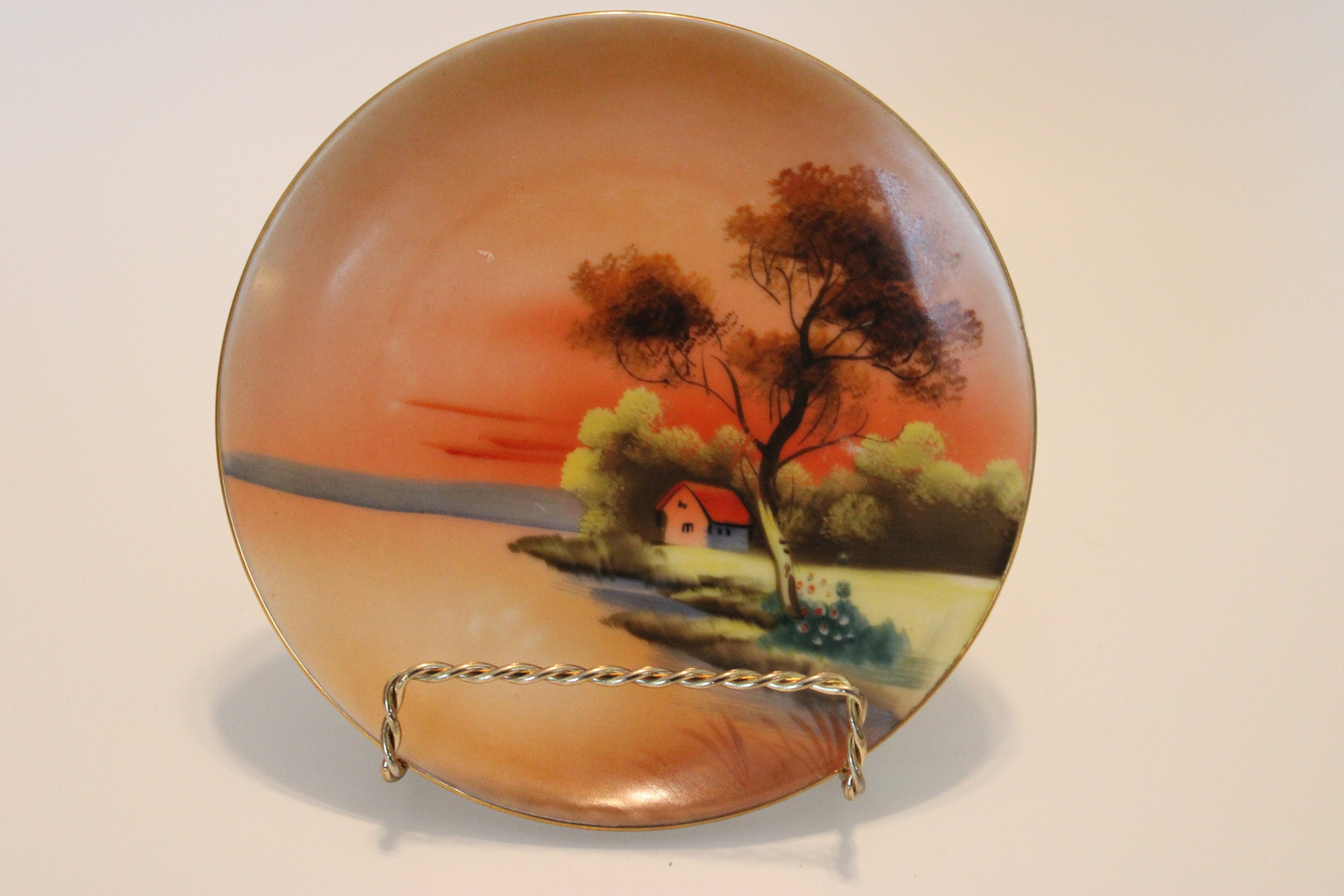 Noritake M (pre-1935) Small Round Hand-painted Dish Featuring