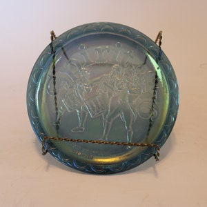 Carnival glass Spirit of &#39;76   8&quot; blue plate, 1976