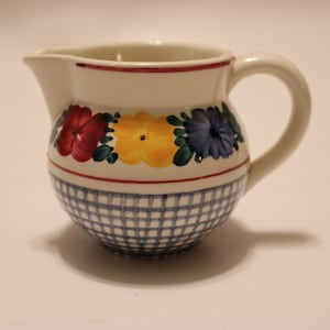 Villeroy and Boch Mettlach (V and B M) Goslor creamer Saar Economic Union (1947-56) Made in France