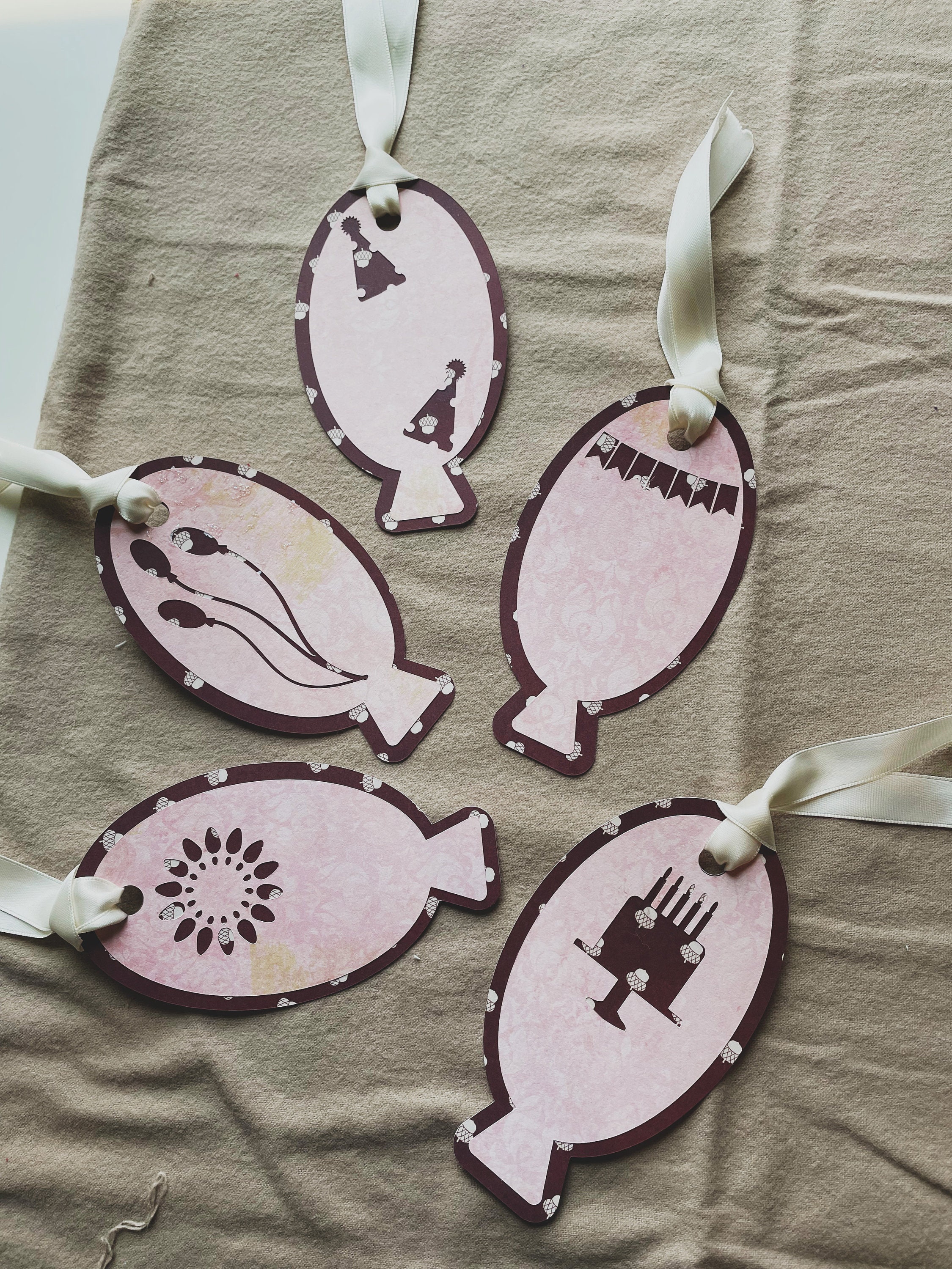 Gift Tag SVG, Birthday Gift Tags SVG, Balloon Gift Tag Vector Art