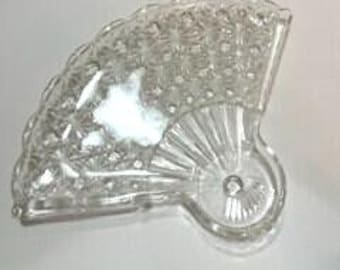 Set of 2 Anchor Hocking Daisy & Button Clear Glass Fan Dish/Vintage Fan Dish/Trinket Tray/Snack Tray/Cut Crystal Dish/Vanity Tray/Home Decor