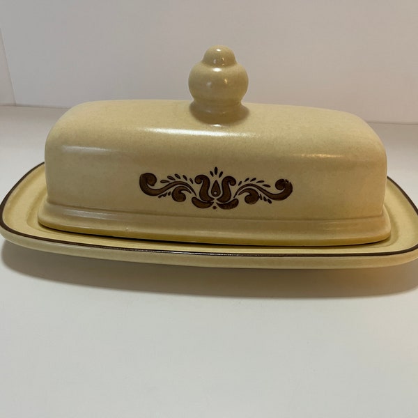 Pfaltzgraff Village Covered butter dish with lid or butter dish no lid-you choose one/Stoneware/Made in USA/country farmhouse/Thanksgiving