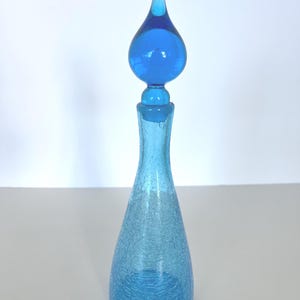 Vintage Pilgrim Blue Crackle Glass small Decanter & Flame Stopper (tip broken)/Mid Century Art Glass/colored glassware/Blenko/Genie Bottle