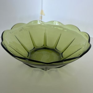 Vintage Anchor Hocking Avocado Green Swedish Modern Chip & Dip Bowl/PLEASE READ/Green Glassware/Colored glassware/Large Serving Bowl/Holiday