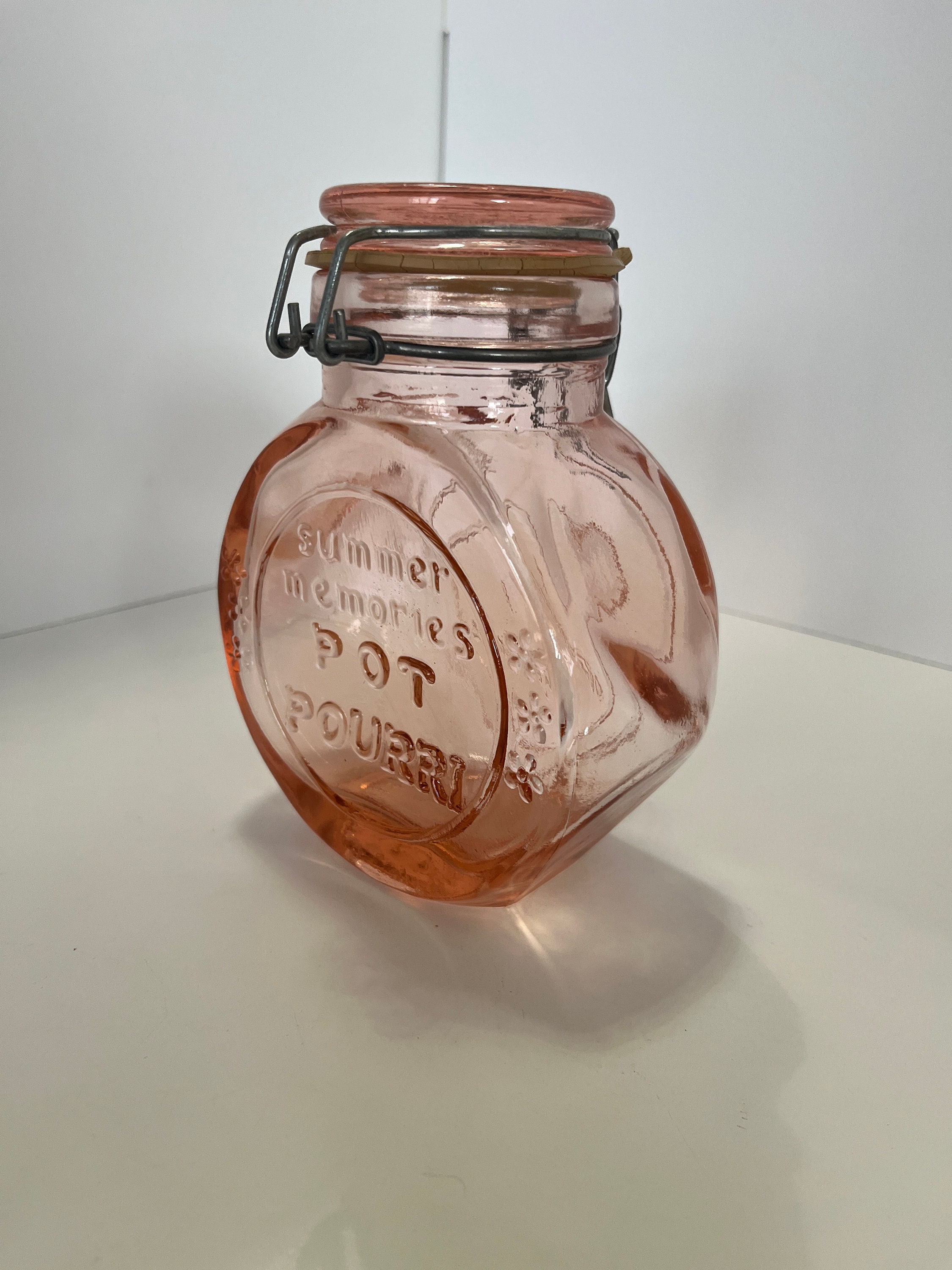 Vintage Pink Glass Pot Pourri Bottle/made in Italy in 1980/unique Vintage  Glassware/pink Vintage Glassware/colored Glassware/rare/crownford 
