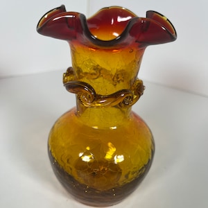 RARE Yellow & Red Crackle glass braided vase/rare crackle glass/Amberina crackle glass/vintage glassware/colored glassware/Rigaree vase/VTG