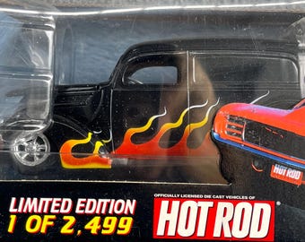 1956 Ford Sunliner Diecast: Mandarin Orange & White, 1/18 Scale