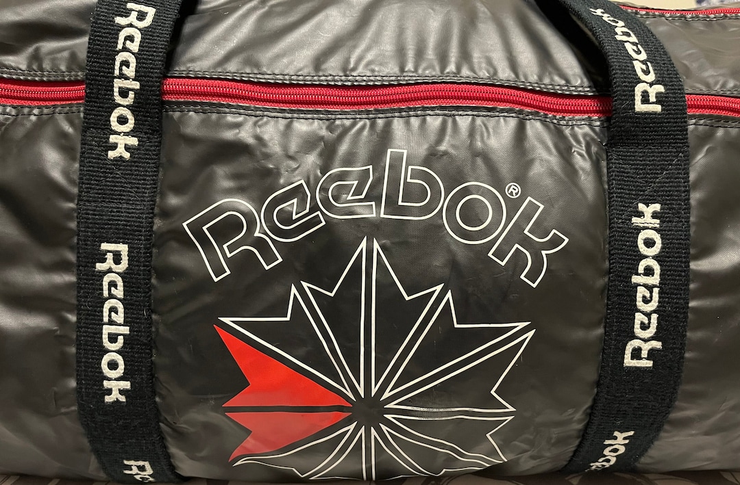 Papper Bag Reebok Vintage Reebok Duffle Bag, Black Gym Sports Travel Bag - Etsy