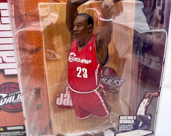 Mcfarlane NBA Series 5 Lebron James Chase Variant Figure 23