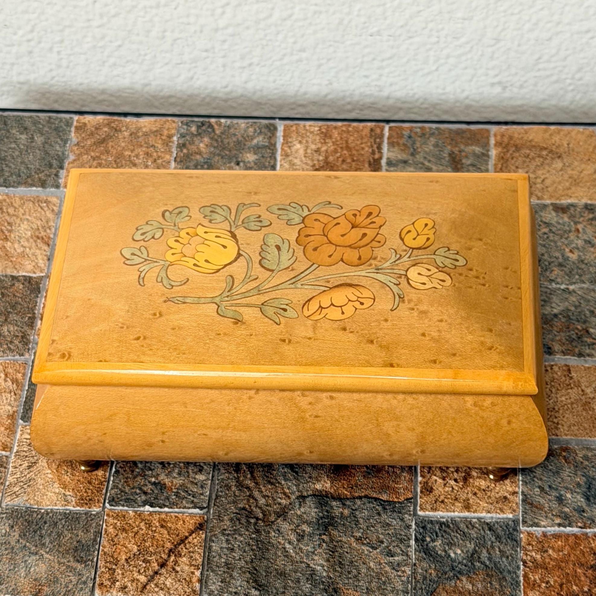 Reuge music box plays - Etsy 日本