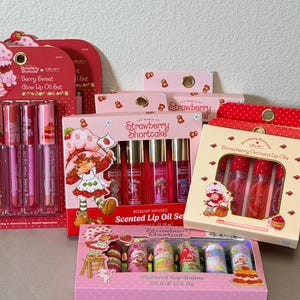 プラピール3セット＋TOKSTICKセット1セット Strawberry Shortcake Lip Oils Lip Balms and Cheek and Jelly Balm