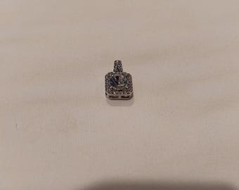 zircon pendant