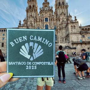 Camino de Santiago Patch – Personalized Iron-On Embroidered Shell Badge- 2025 Gift for Pilgrims & Hikers Buen Camino, Santiago de Compostela