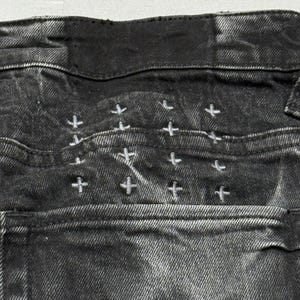 Ksubi Van Winkle KDMFA 20861 Black Pants Cross Stitching 29 image 4