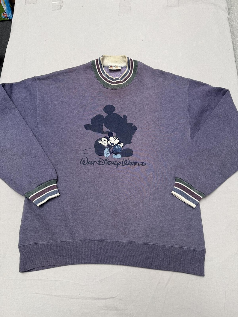 Felpa vintage Disney con Topolino che ammicca, Made in USA, taglia L immagine 1