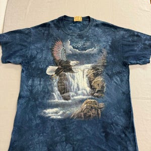 Vintage The Mountain T-shirt American Flag Bald Eagle Tee -L