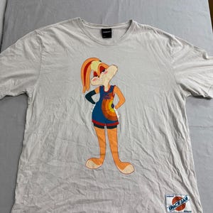 Dumbgood x Space Jam T-shirt Lola Bunny Tune Squad XL